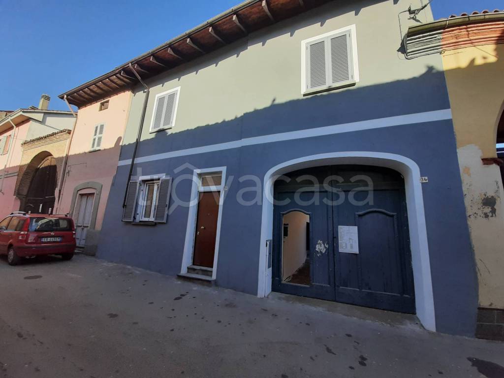 Casa Indipendente in vendita a Oviglio piazza roma
