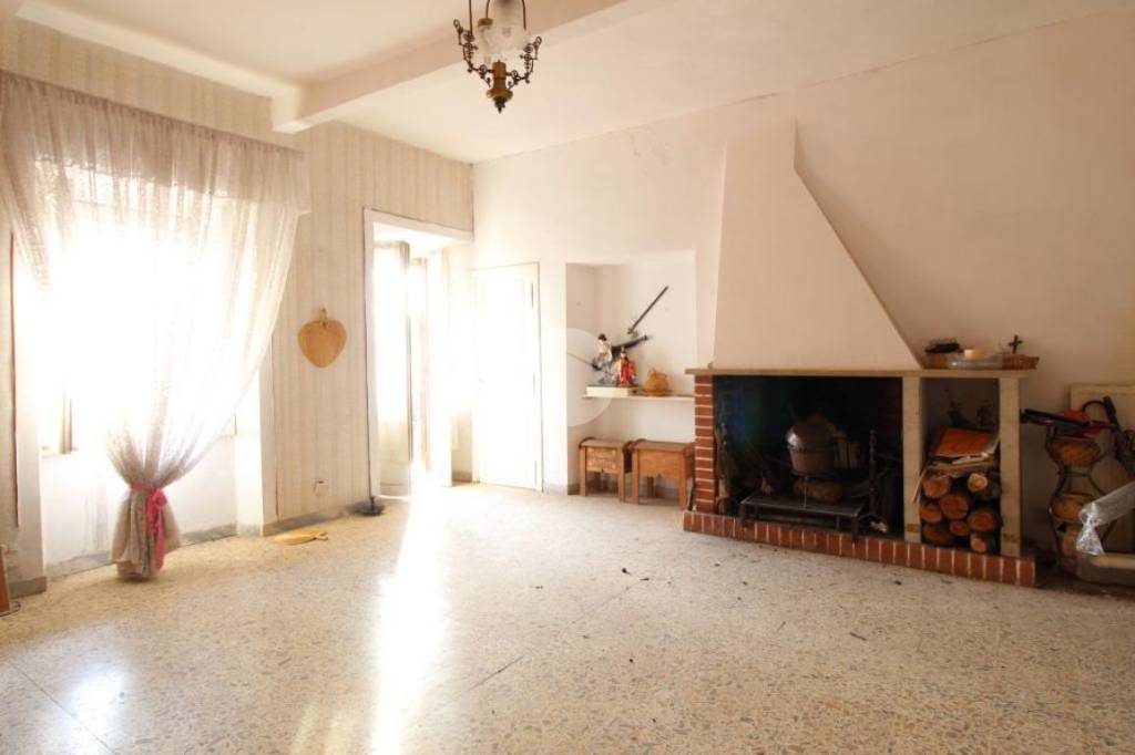 Appartamento in vendita a Moricone viale stanislao aureli, 67