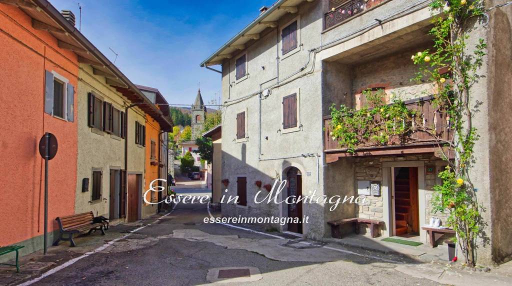 Appartamento in vendita a Fanano piazza dei Falchi, 69