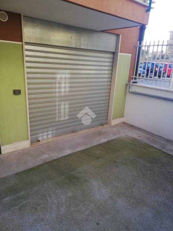 Garage in vendita a Bisceglie via Pier Davide De Cillis, 6