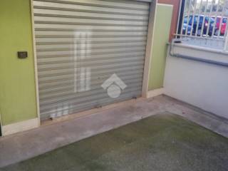 Garage in vendita a bisceglie via pier davide de cillis, 6