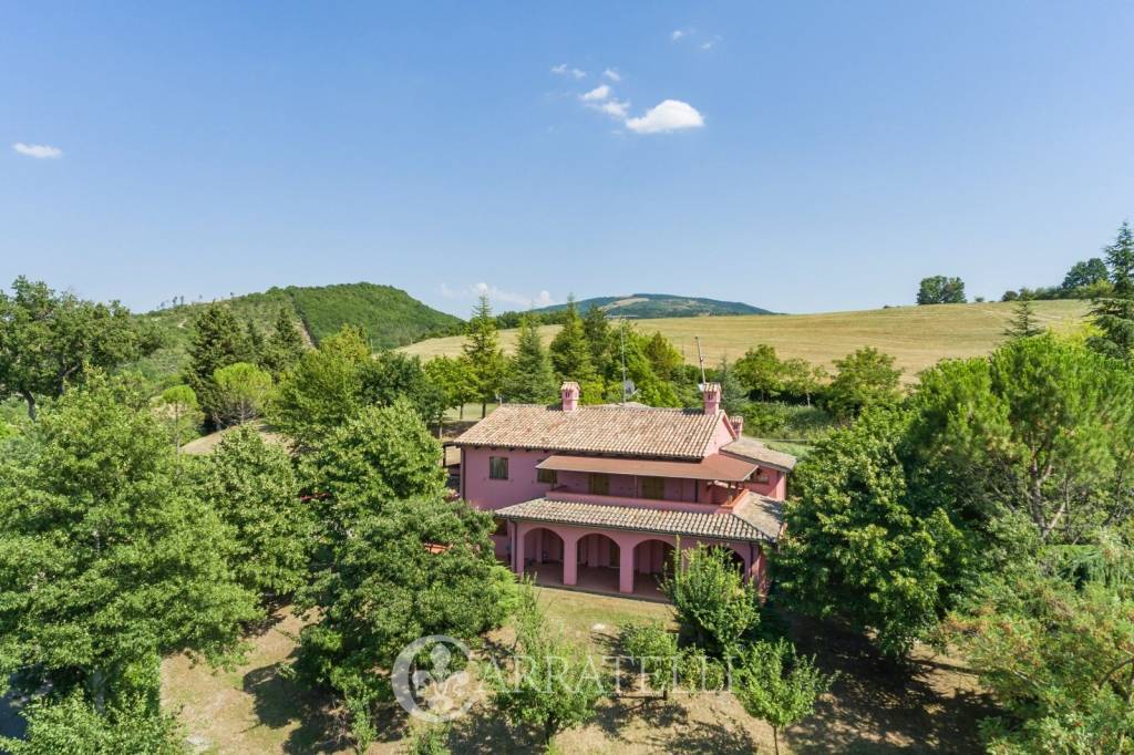 Villa in vendita a Fermignano via Angelo Celli