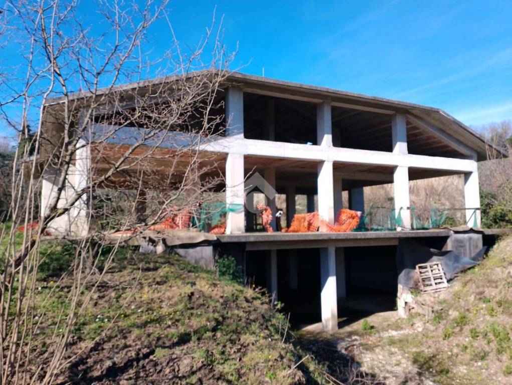 Villa Bifamiliare in vendita a Montefredane via campo la viola