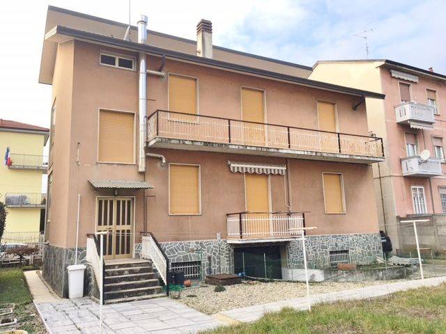 Villa Bifamiliare in in vendita da privato a Cernusco sul Naviglio via Nazario Sauro, 18