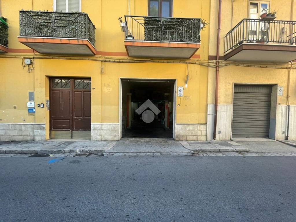 Garage in vendita a Brindisi via Arione, 53
