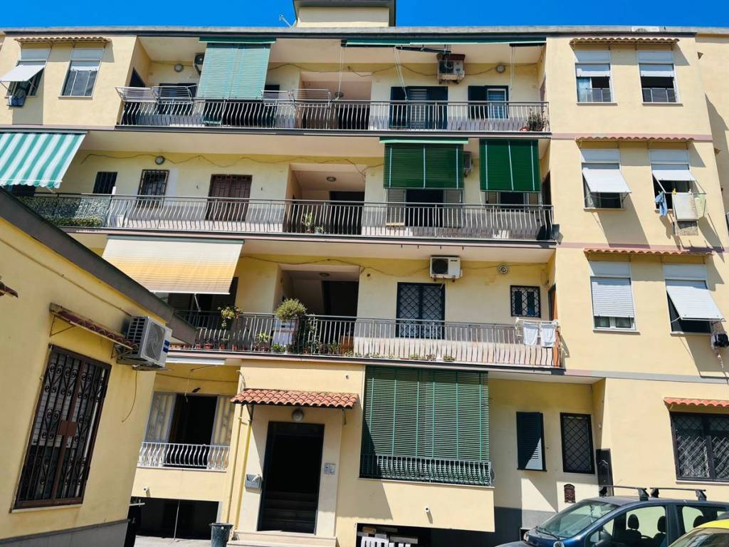 Appartamento in vendita a Napoli via Marco Polo
