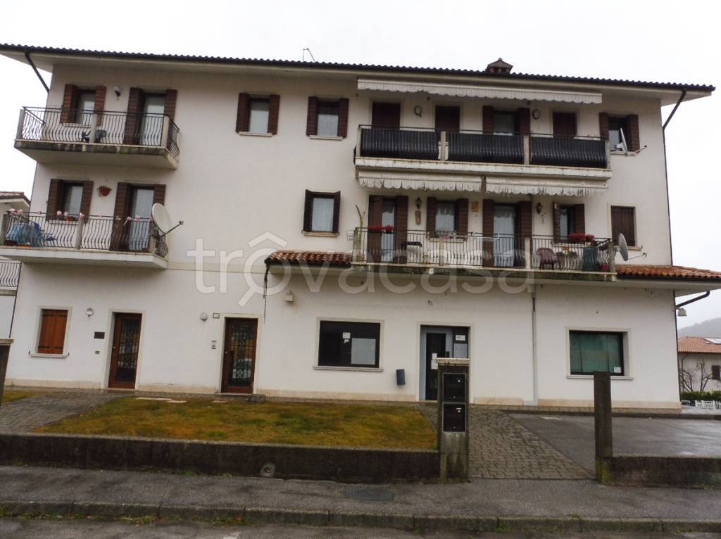 Appartamento in vendita ad Alano di Piave via Moirans En Montaigne, 25