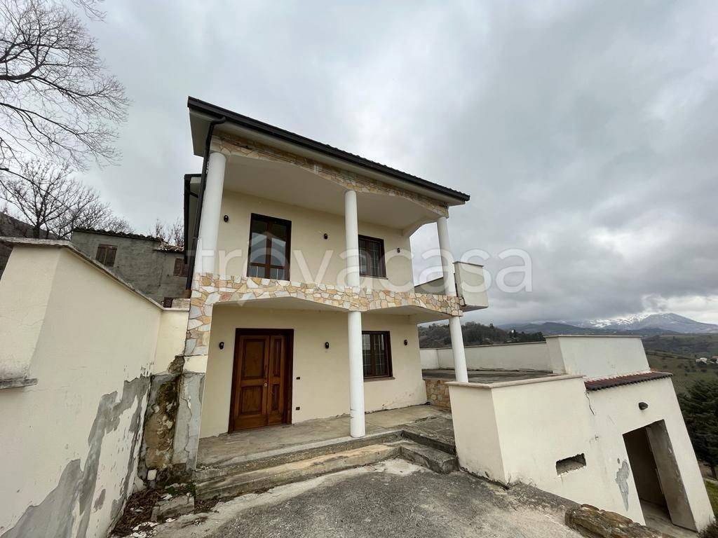 Villa in in vendita da privato a Corvara sp25