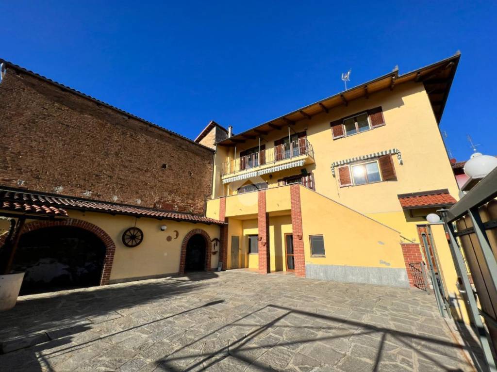 Casa Indipendente in vendita a Moncucco Torinese località Borelli, 5