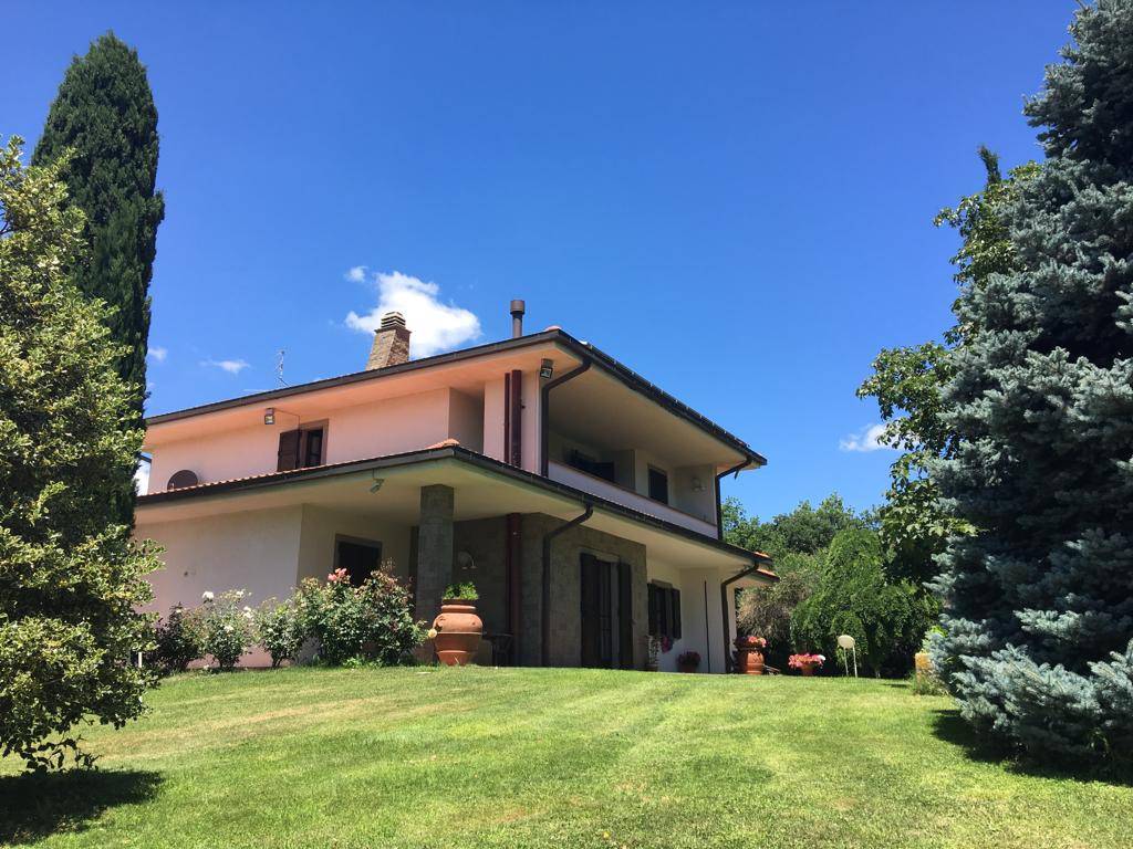 Villa in vendita a Viterbo strada Sammartinese