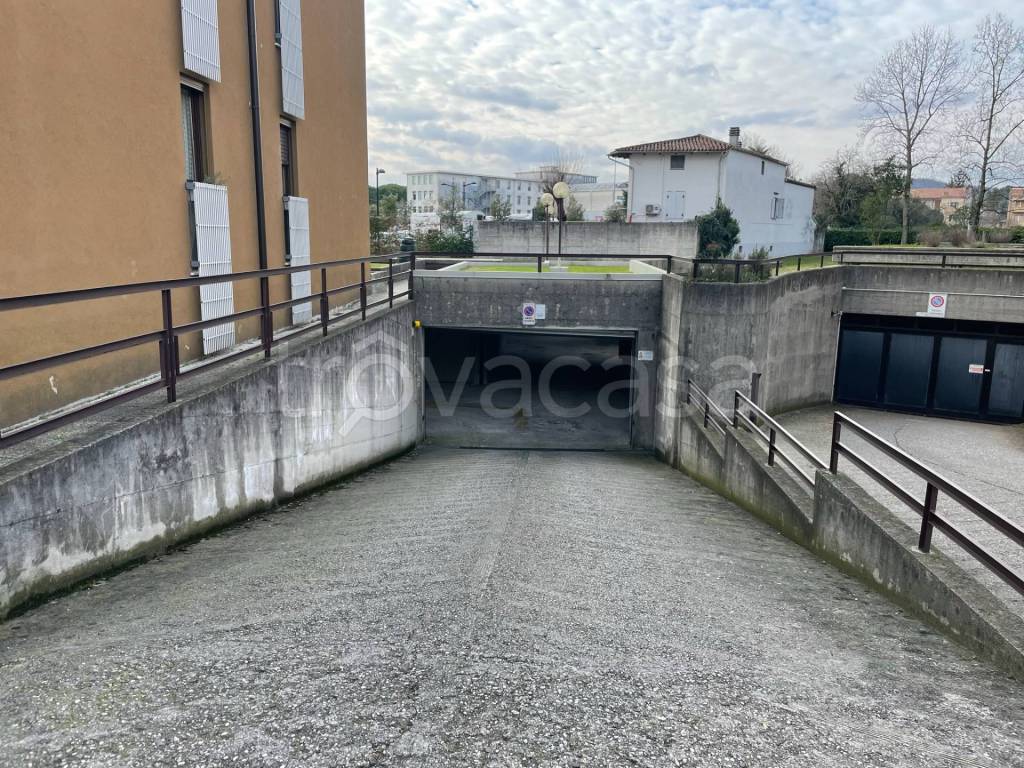 Garage in vendita a Gorizia via faiti, 42