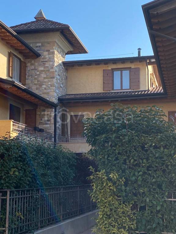 Appartamento in vendita a Calcinato via Baratello