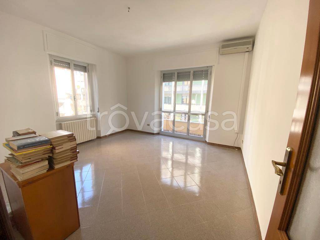 Appartamento in vendita a Pescara viale Giovanni Bovio, 135/2