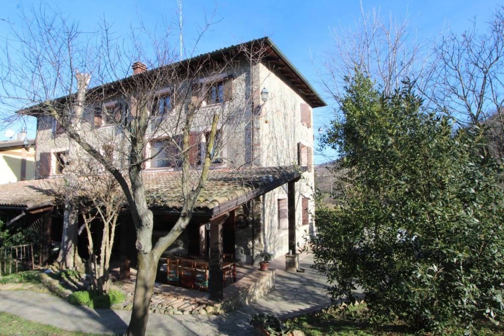 Casa Indipendente in vendita a Valsamoggia via Sant'Andrea