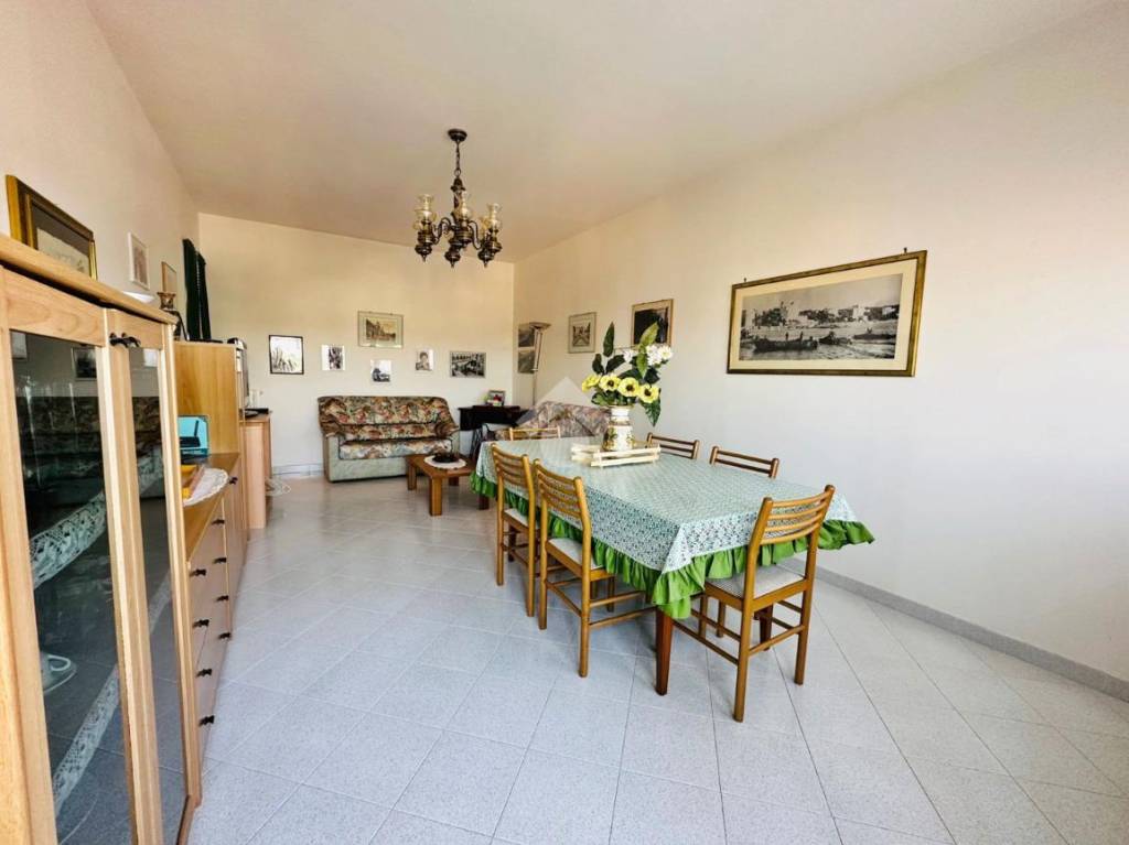 Appartamento in vendita ad Anzio via Giulio Cesare Nisi, 10