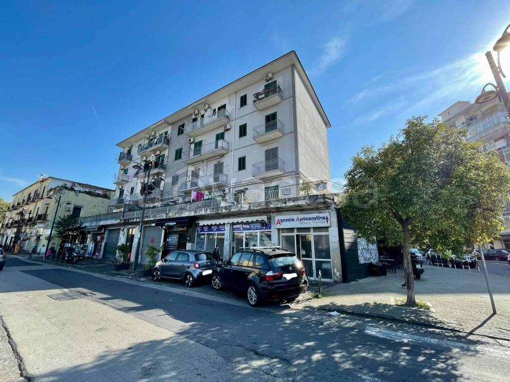 Appartamento in vendita a Napoli corso Nicolangelo Protopisani, 150