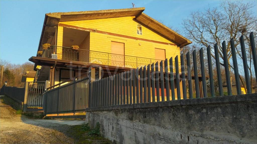 Villa in vendita ad Atripalda via Serino, 55