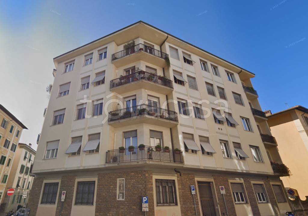 Appartamento in affitto a Firenze via Ferdinando Paoletti