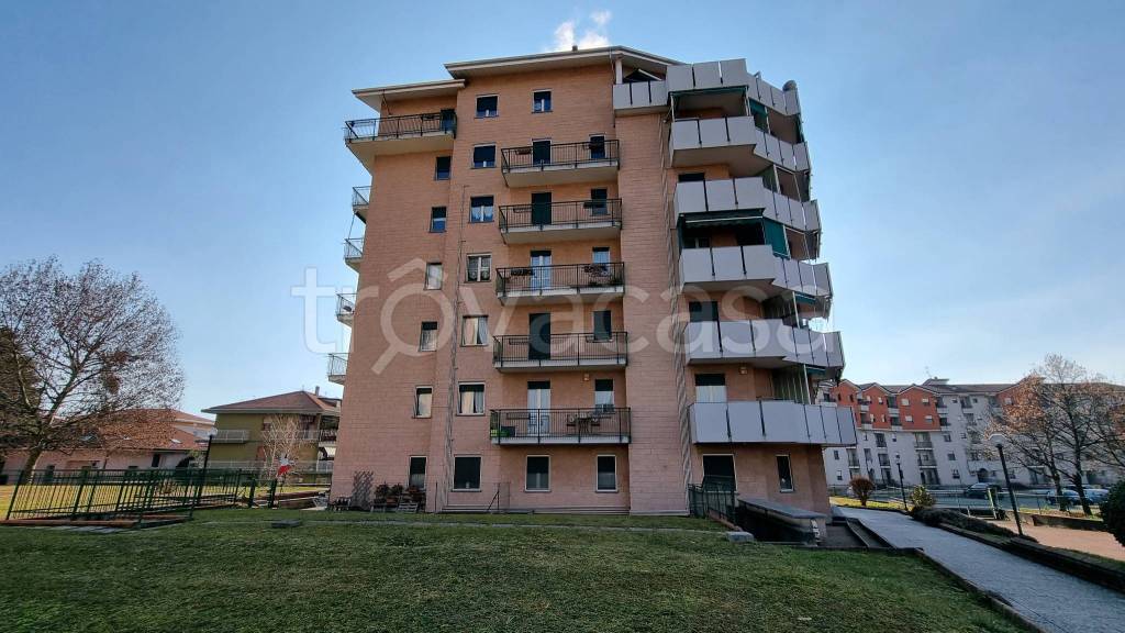 Appartamento in vendita a Biella strada al Lanificio