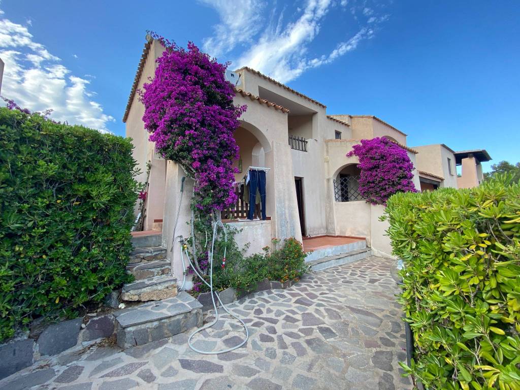 Villa a Schiera in in vendita da privato a Golfo Aranci via Ludovico Ariosto, 2
