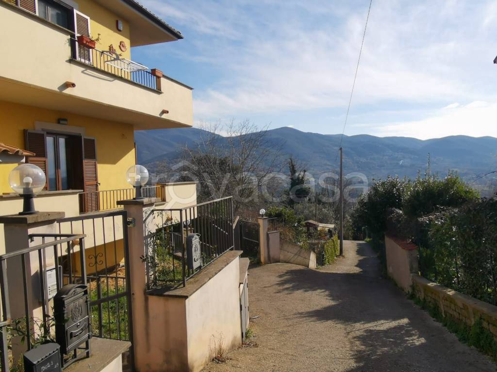 Appartamento in vendita a Cantalupo in Sabina via San Biagio