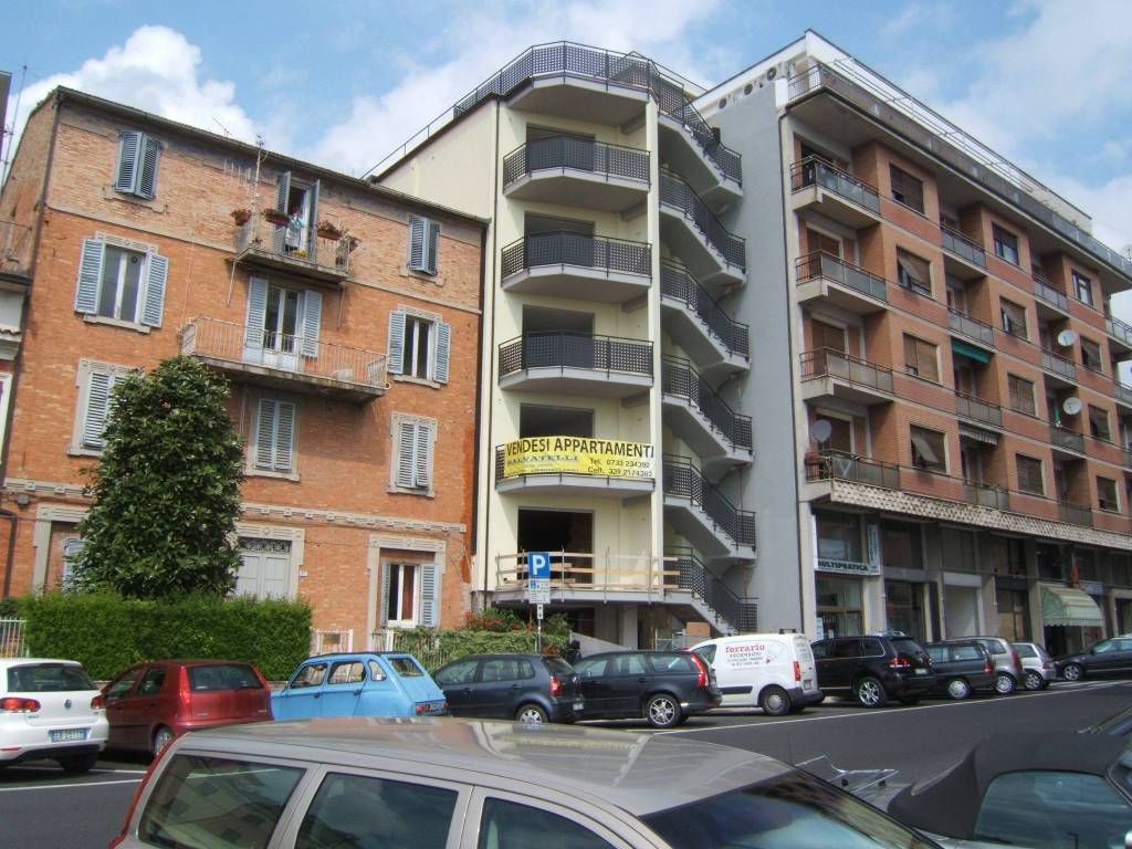 Appartamento in vendita a Macerata via Roma, 103
