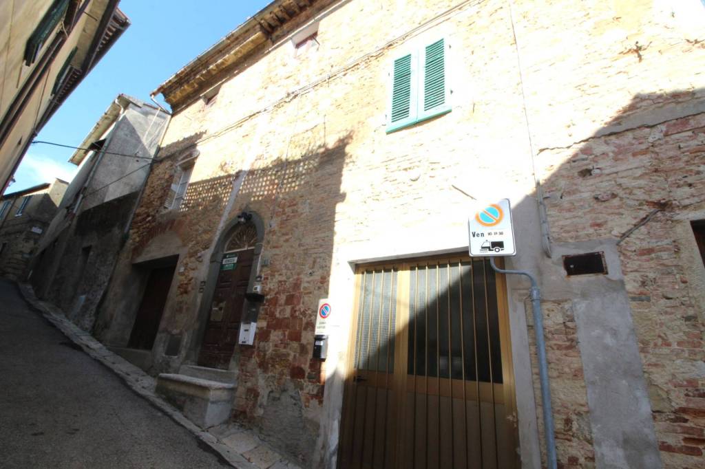 Appartamento in vendita a Casciana Terme Lari via Camillo Benso di Cavour