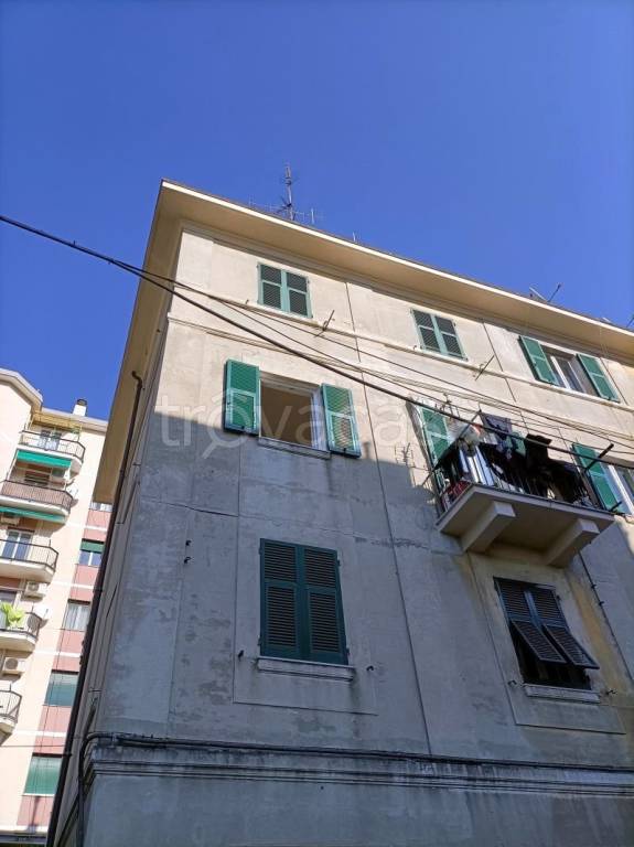 Appartamento in vendita a Genova via Monte Sei Busi, 11