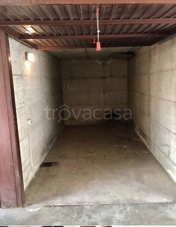 Garage in vendita a Monza via Amedeo Modigliani, 18