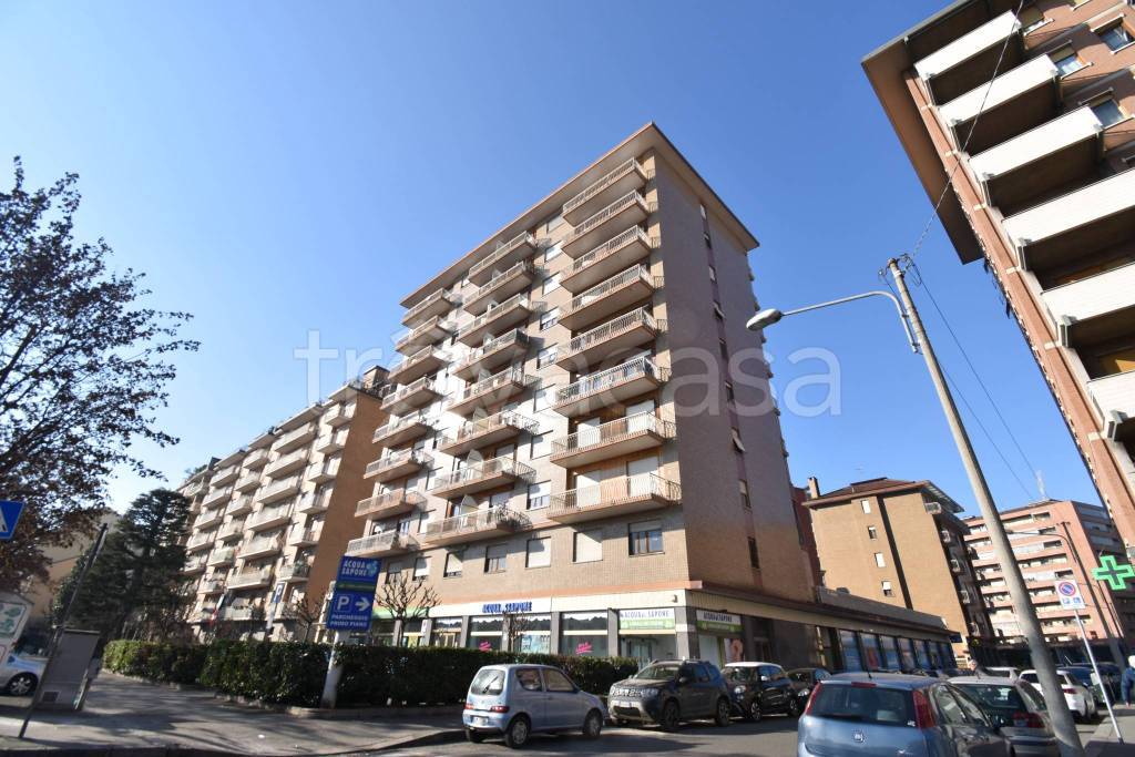 Loft in vendita a Torino via Terni, 19