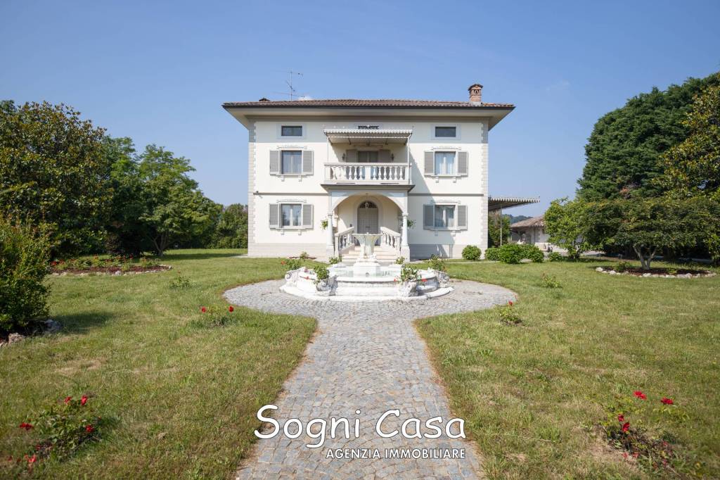 Villa in vendita a Cavaglietto via per Novara