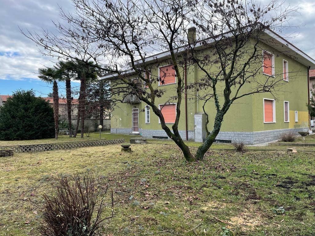 Villa in vendita a Robecchetto con Induno via Arese