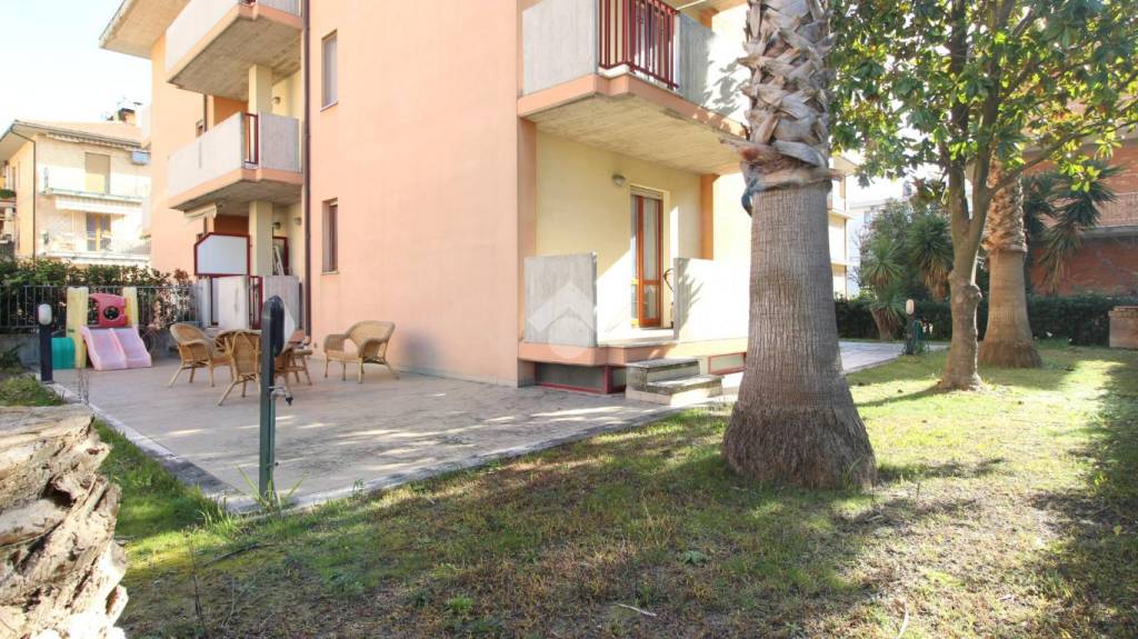 Appartamento in vendita a San Benedetto del Tronto via indipendenza, 23