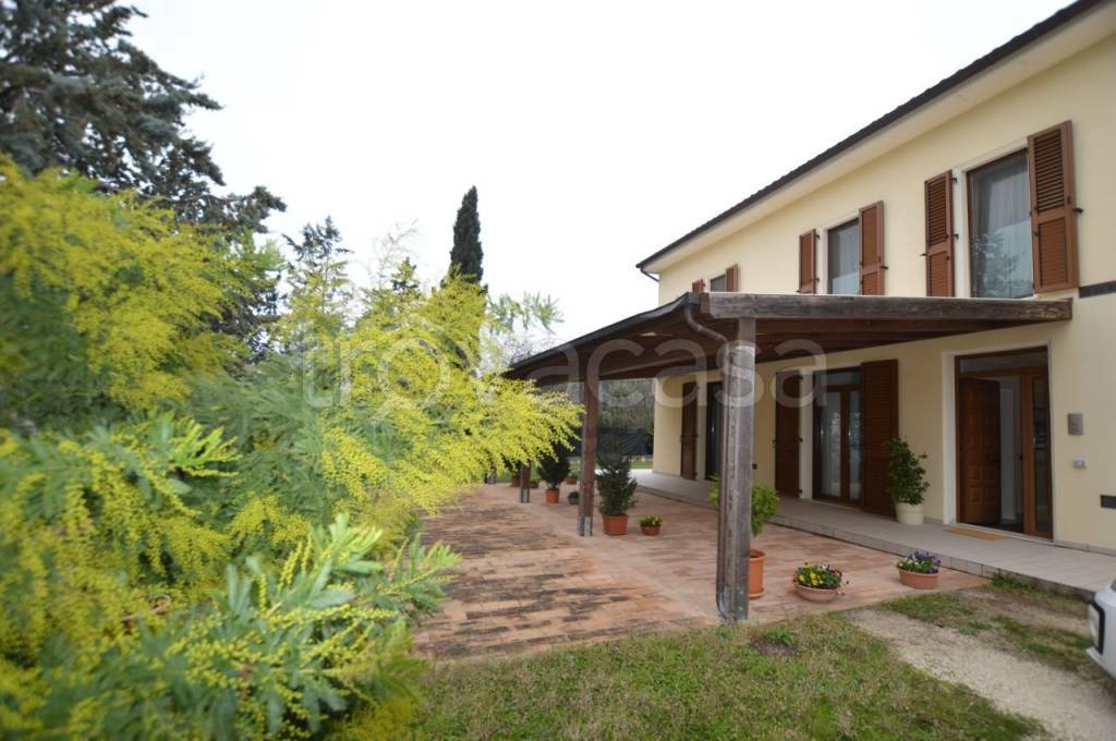 Villa Bifamiliare in vendita a San Marcello strada Provinciale dell'Acquasanta