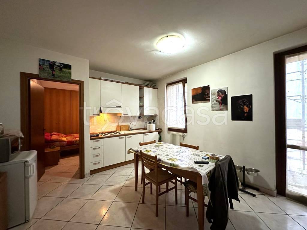 Appartamento in vendita a Chiavenna via Paolo Bossi