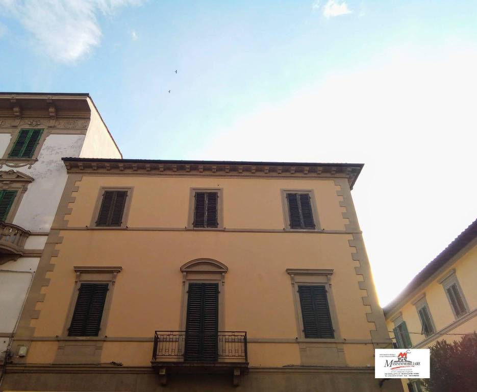 Ufficio in affitto a Montecatini-Terme via Felice Cavallotti, 61