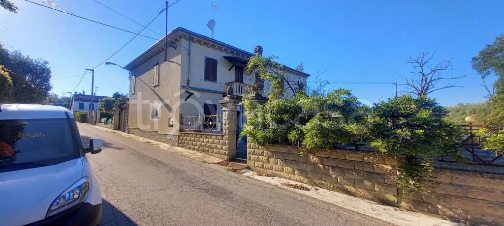 Villa Bifamiliare in in vendita da privato a Fubine Monferrato via San Giovanni Bosco, 38