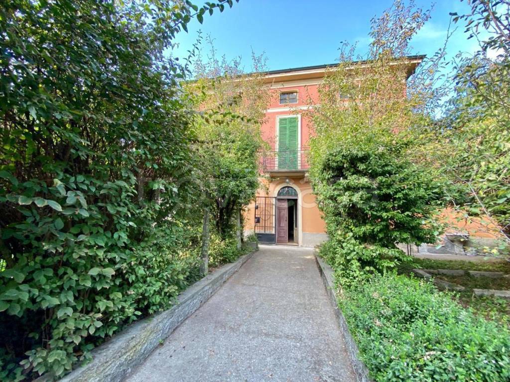 Villa in vendita a Cremona via Ennio Gerelli (Bagnara), 14