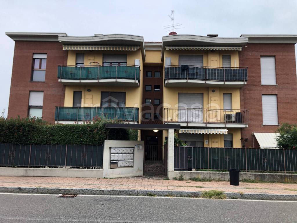 Appartamento all'asta a Bonate Sopra via Giosuè Carducci