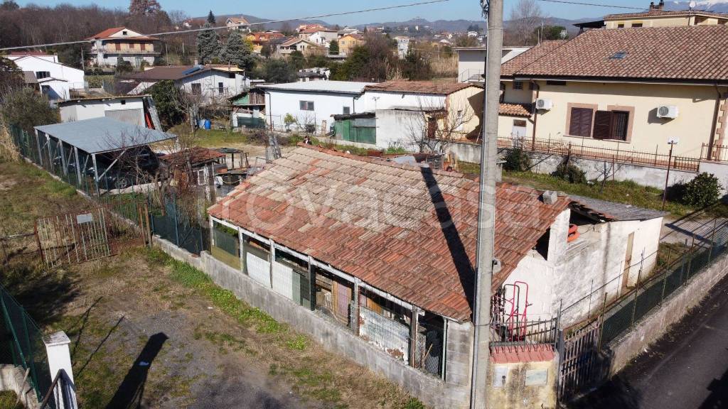 Casale in vendita a Frosinone via Colle Cottorino, 57