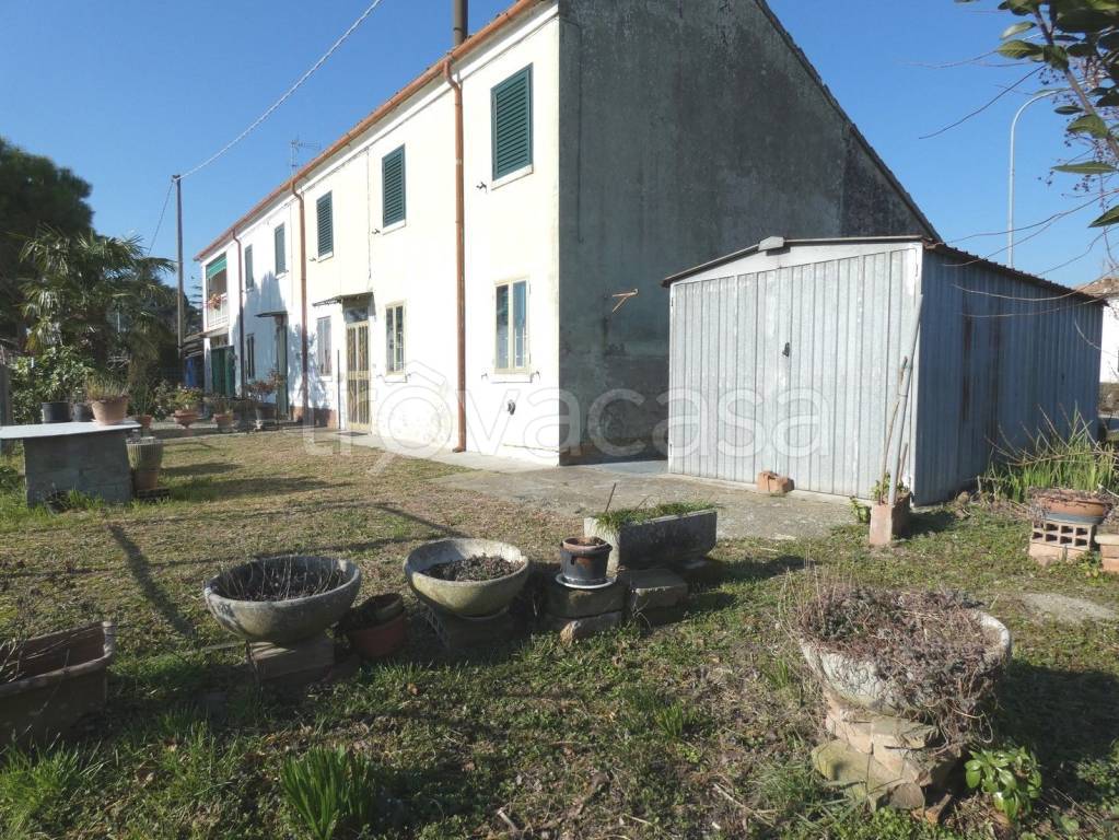 Villa a Schiera in vendita a Tresignana via San Giuliano, 28