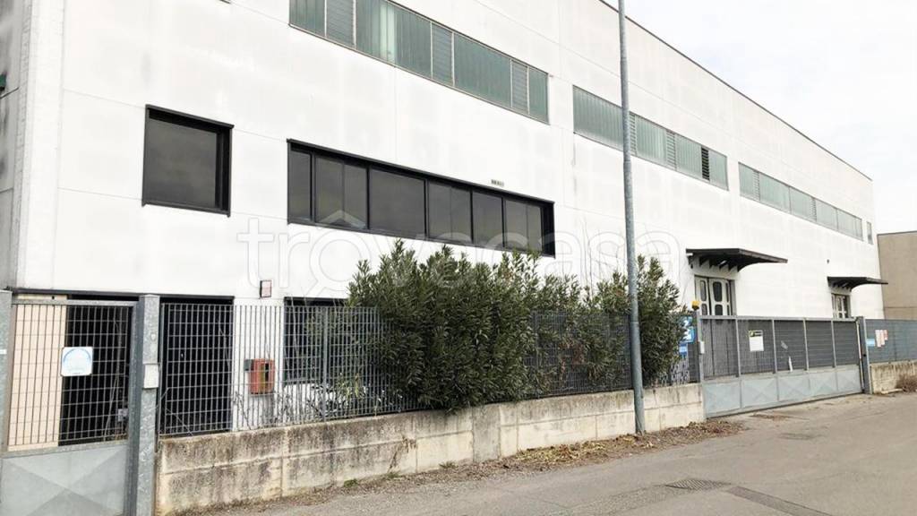 Capannone Industriale in vendita a Torbole Casaglia via amerigo vespucci, 21