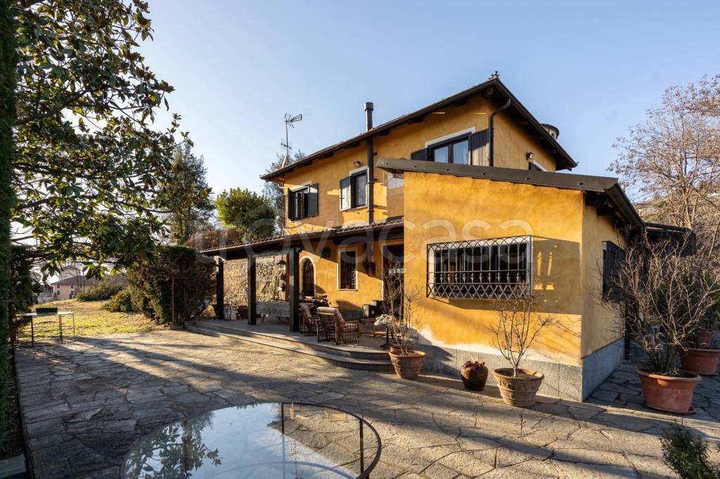 Appartamento in vendita a Moncalieri via Castelvecchio, 40
