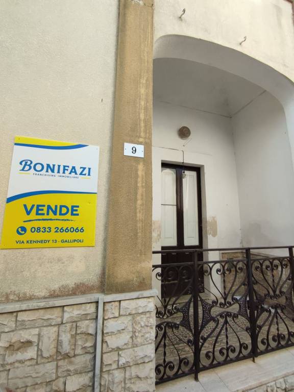 Appartamento in vendita a Tuglie via Nino Bixio, 11