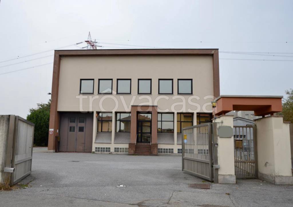 Capannone Industriale in vendita a Brugherio via san cristoforo, 202