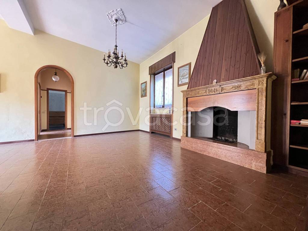 Casa Indipendente in vendita a Rodengo Saiano via Fontana, 7