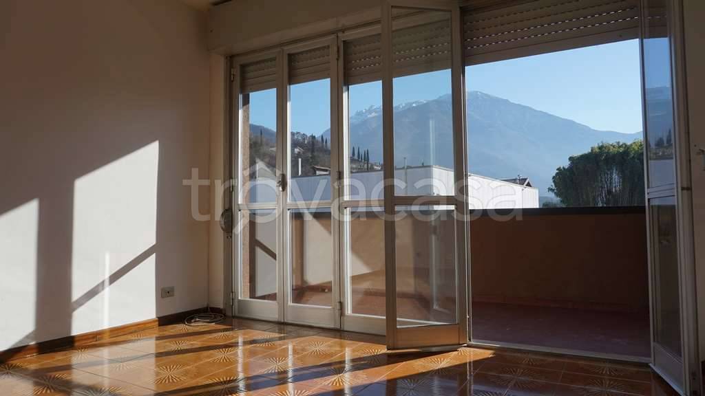 Villa a Schiera in vendita a Trento via di San Vincenzo