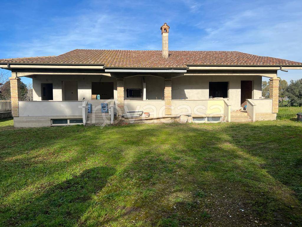 Villa in vendita a Ladispoli via dei Monteroni, 25