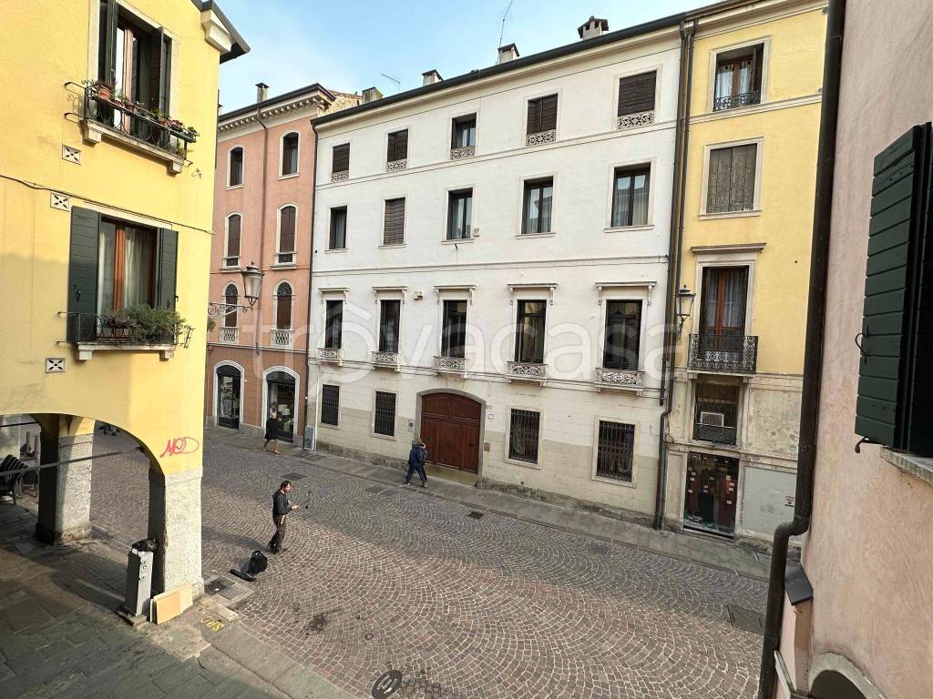 Appartamento in vendita a Padova via Umberto I