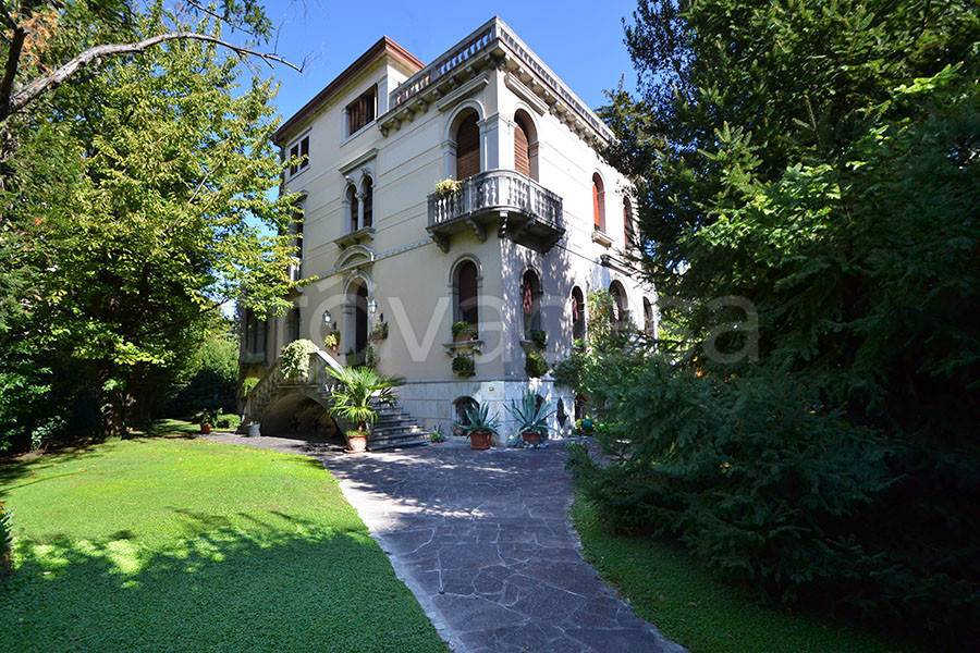 Villa in vendita a Treviso viale Luigi Luzzatti